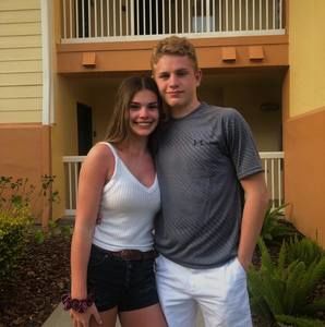 Meet your Posher, Briana